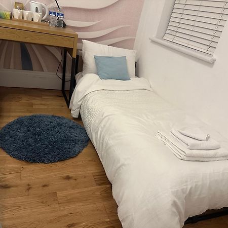 Hotel Rosie Cosy House Cricklewood Londyn Zewnętrze zdjęcie